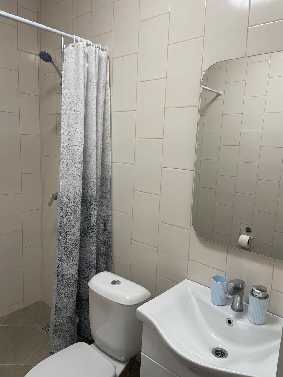 Фото Бирюзовый