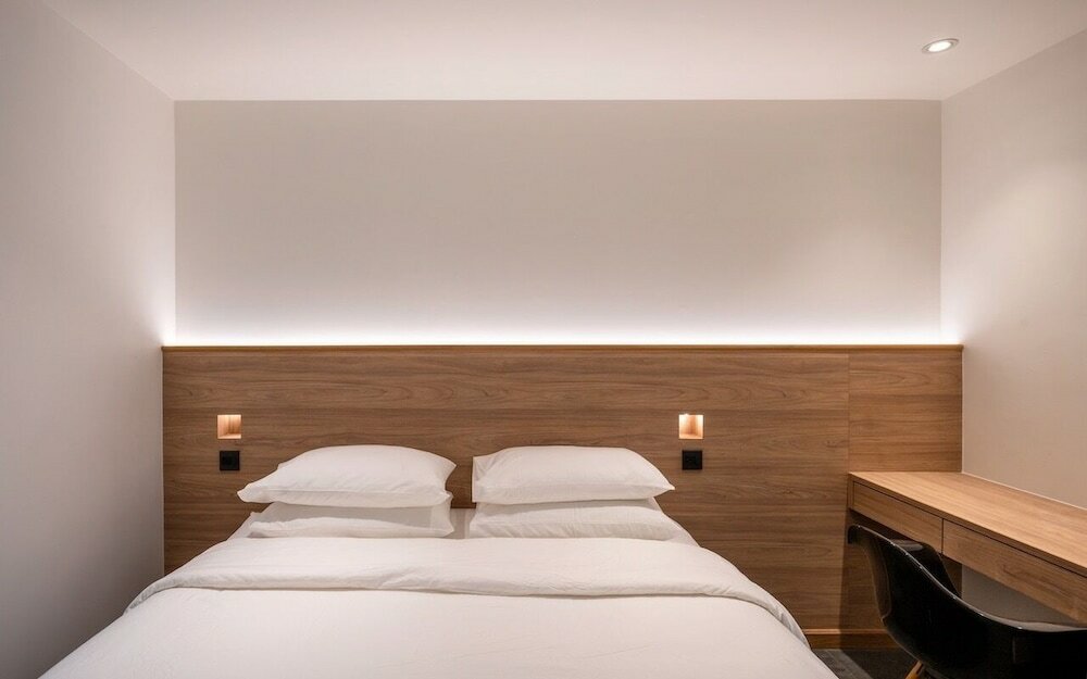 Фото Zen Master Hotel