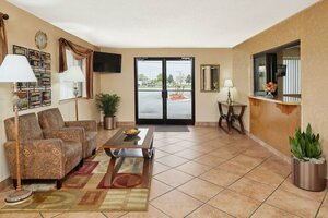 Гостиница Super 8 by Wyndham Greenville