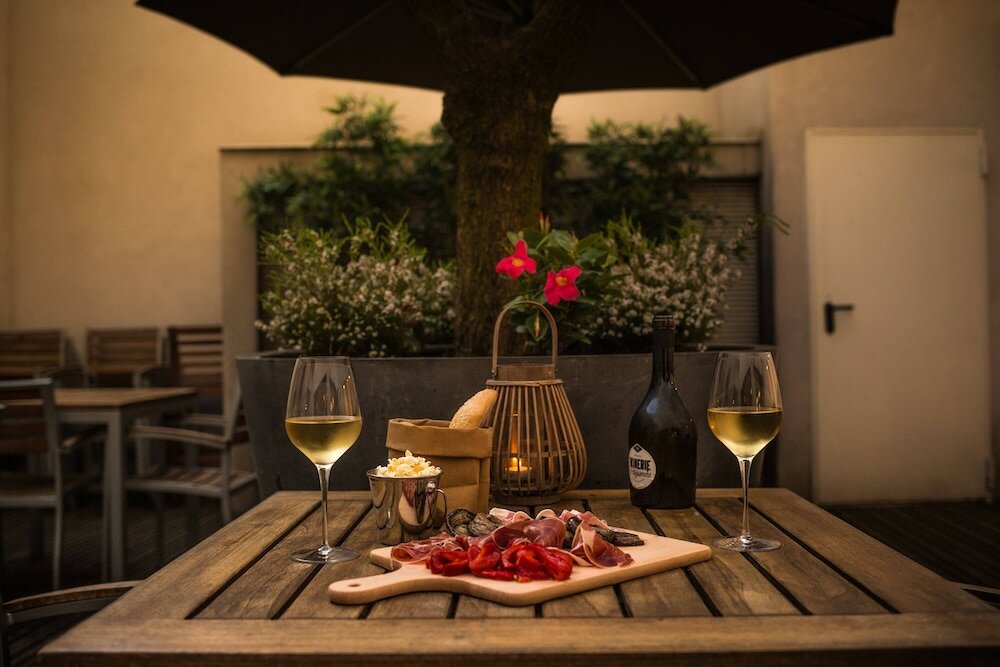 Фото Courtyard by Marriott Paris Arcueil