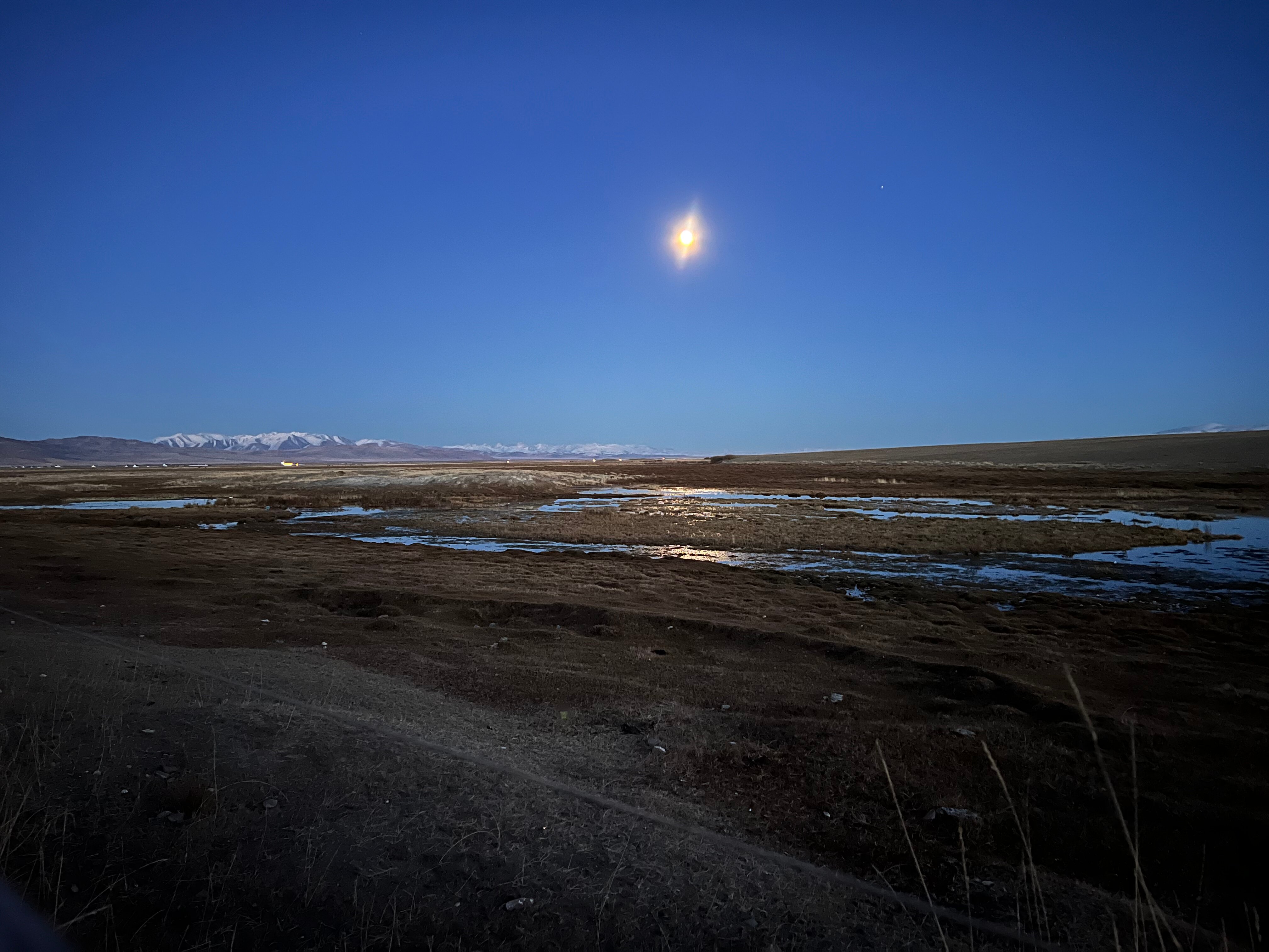 Фото Шум ручья