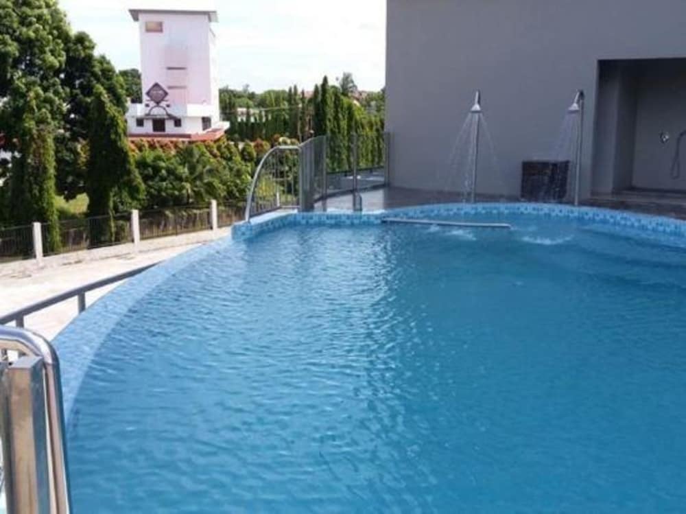 Фото Livingston Hotel