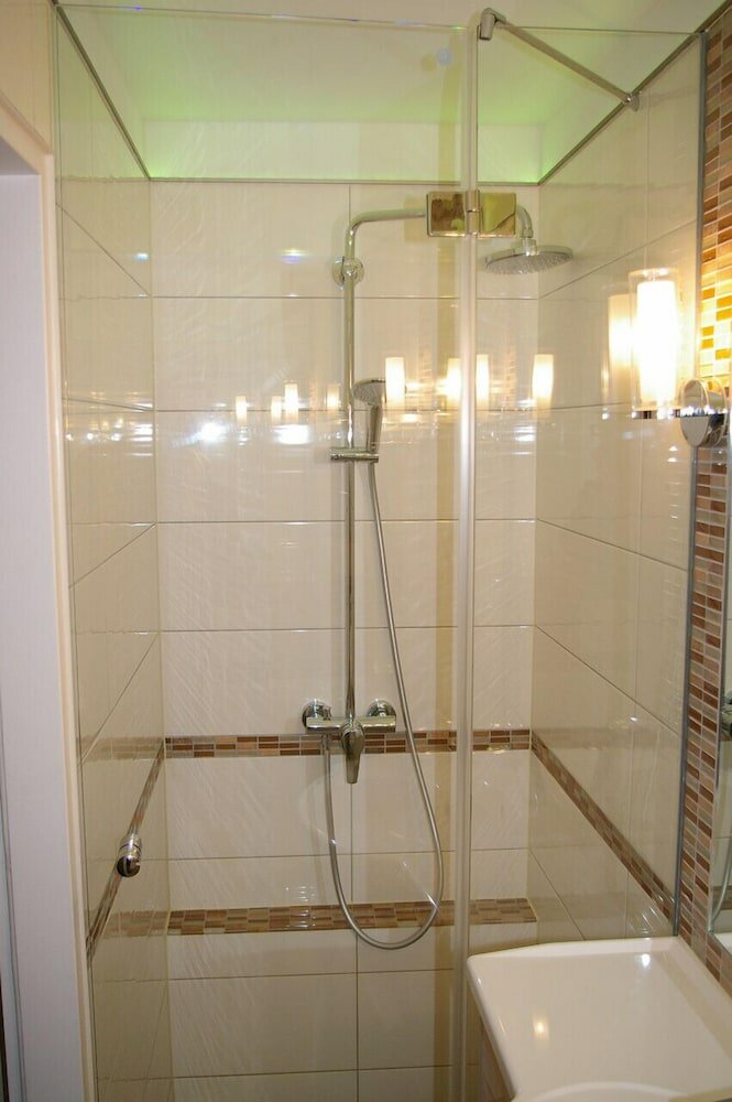 Фото Hotel zum Studio