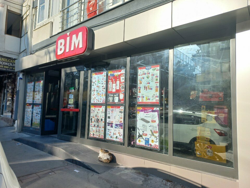Supermarket Bim, Izmir, photo