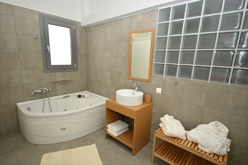 Фото Aegina Bed & Culture - B&b Hotel