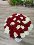 Цветы и подарки (derevnya Gorbunki, ulitsa Sporta, 3), flowers and bouquets delivery