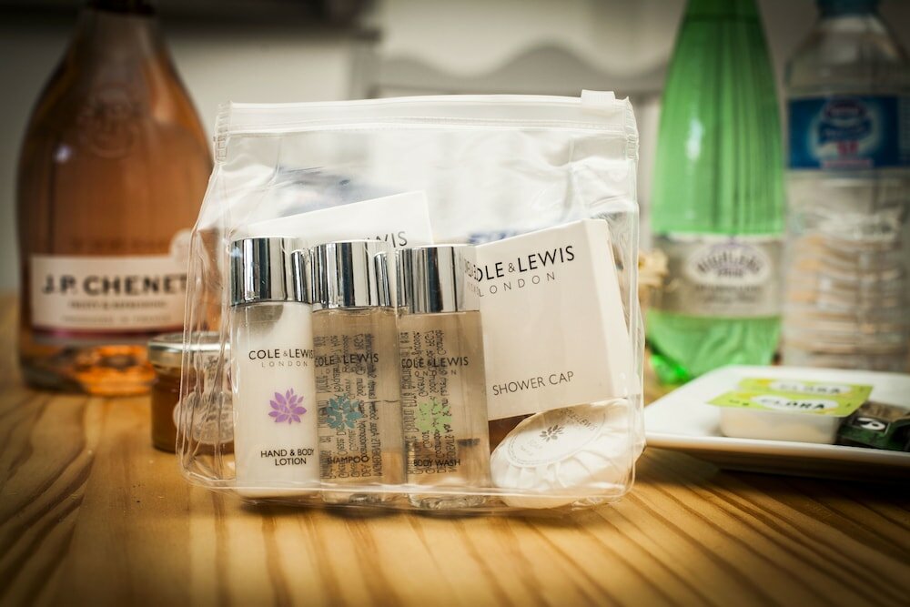 Фото Stunning Central Richmond with garden