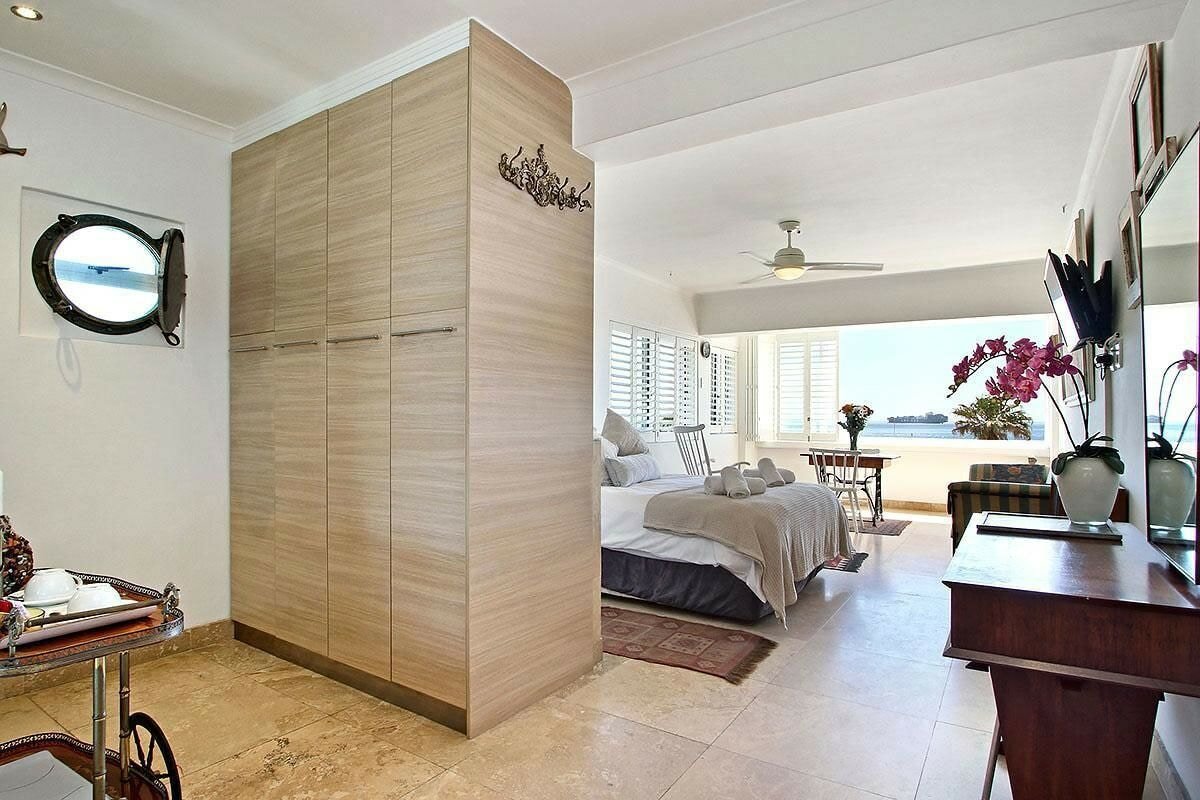 Фото Dolphin Bay II