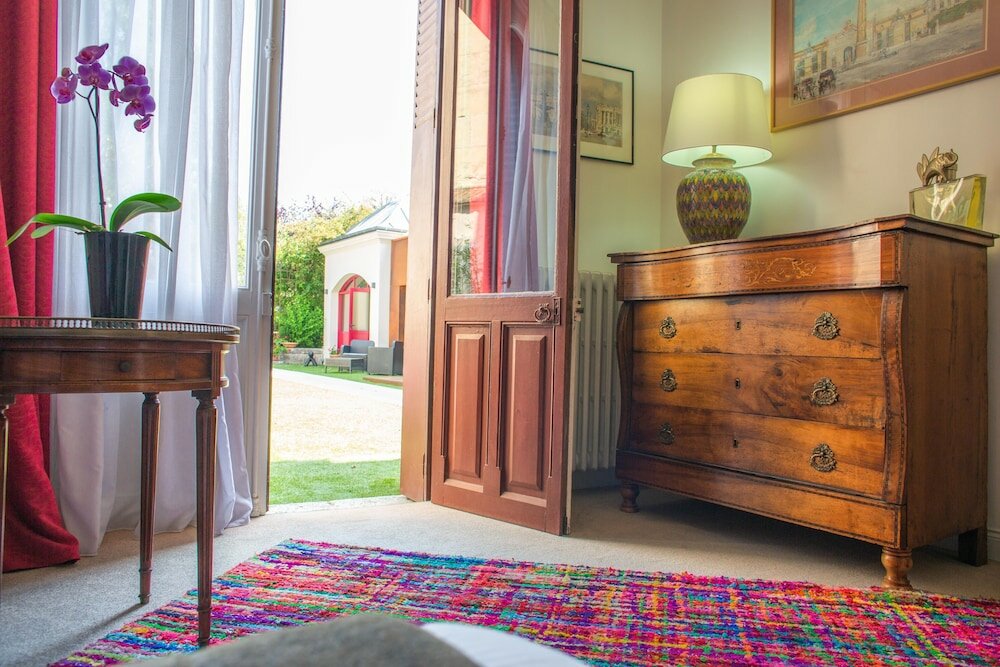 Фото Hôtel Au Charme Rabelaisien