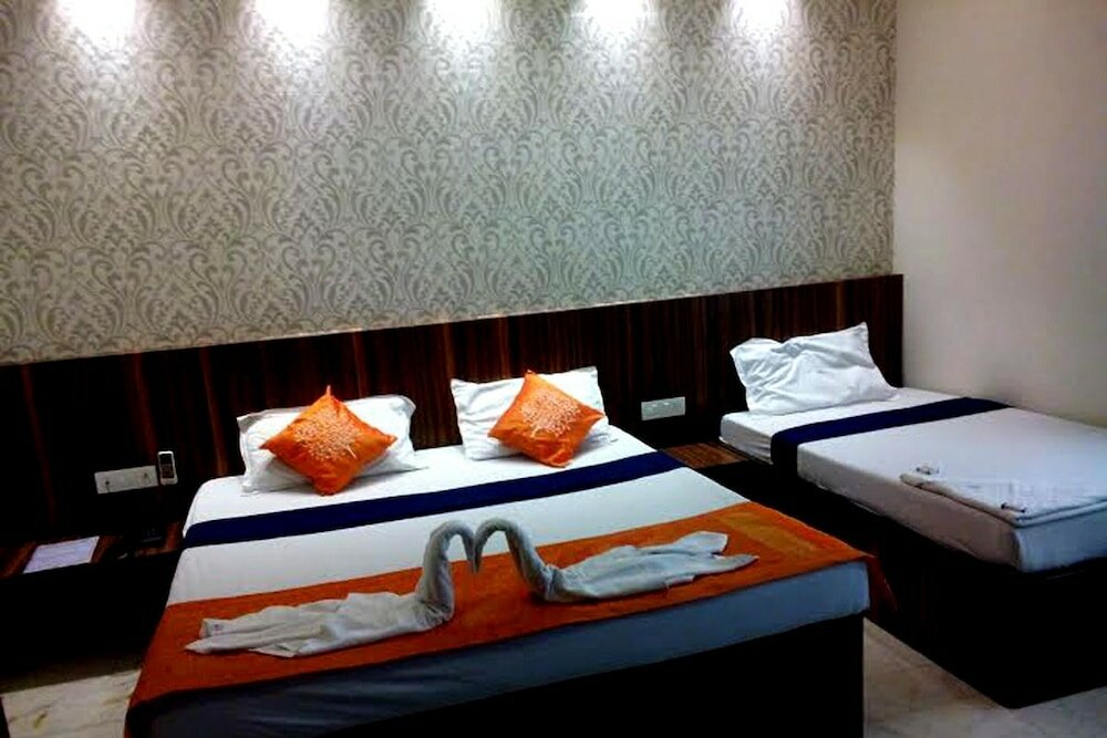 Фото Hotel Manickam Grand