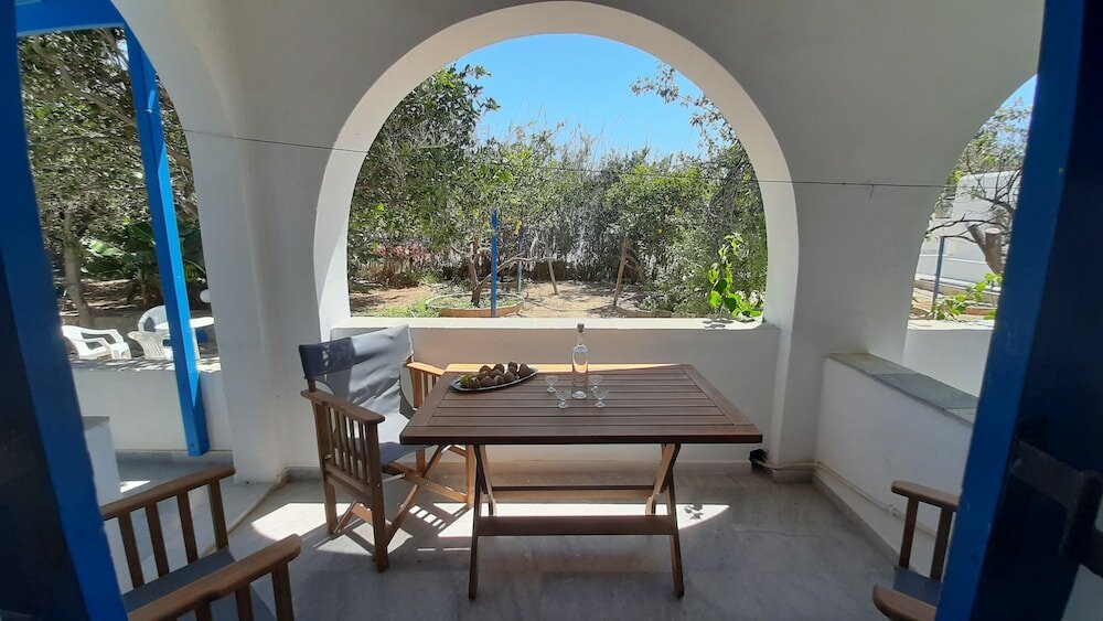 Фото Agia Anna Hotel