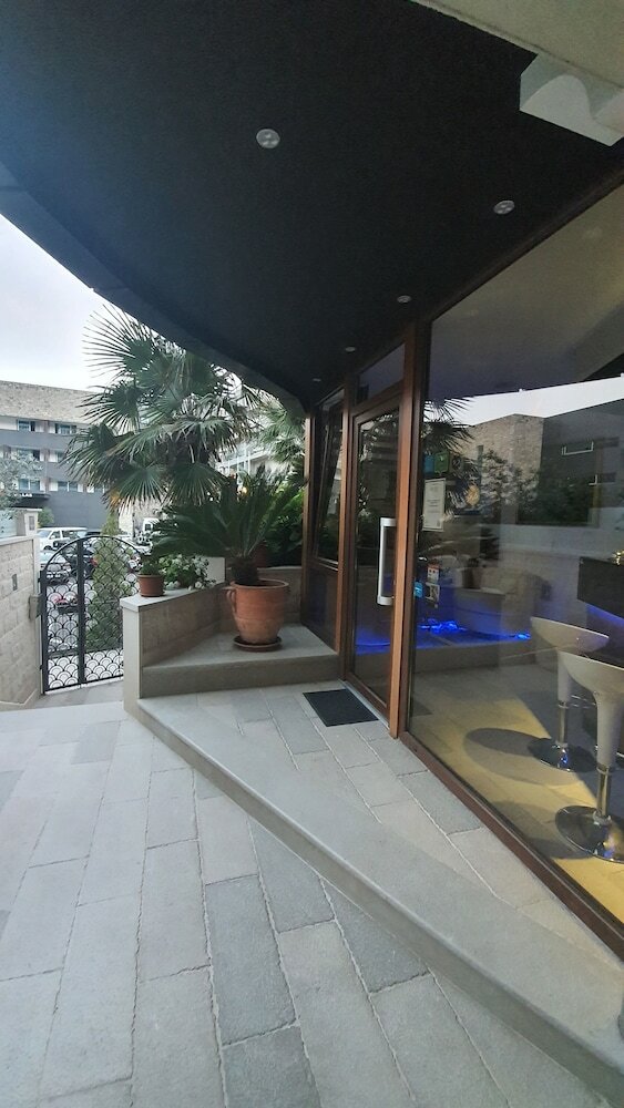 Фото Apartments M Palace