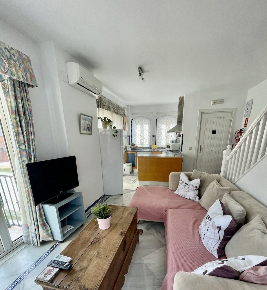 Фото Apartamentos Puerto Sherry