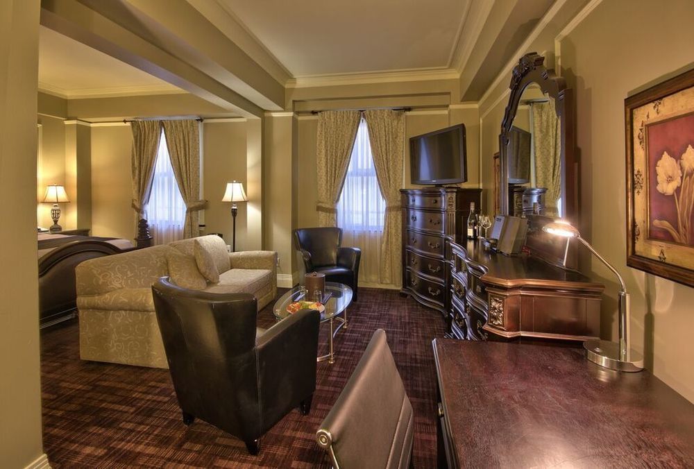 Фото Отель Clarendon