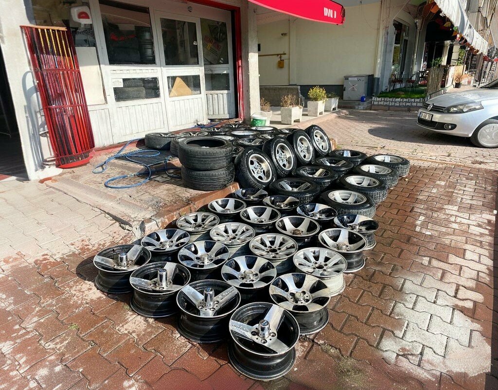 Tires and wheels Jantci Yavuz, Kayseri, photo