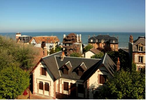 Гостиница Hotel Villa les Bains  в Кане