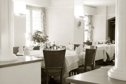 Фото La Couronne