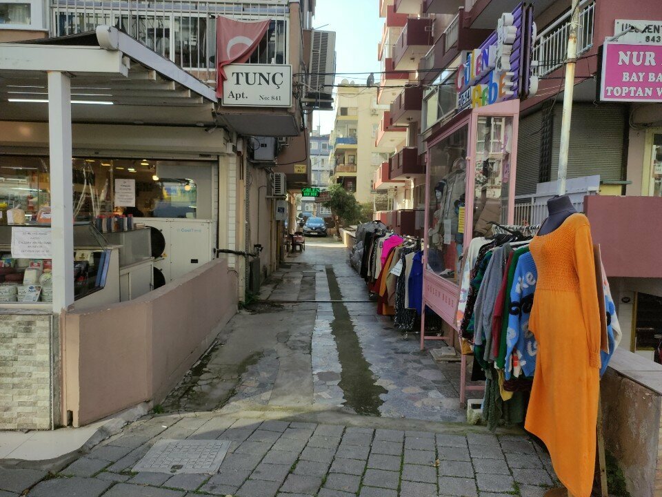 Children's store Gulen Bebe, Izmir, photo