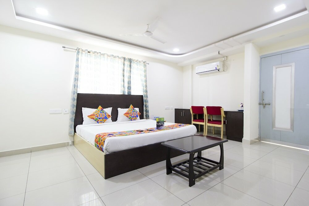 Фото FabHotel Siri Inn Madhapur