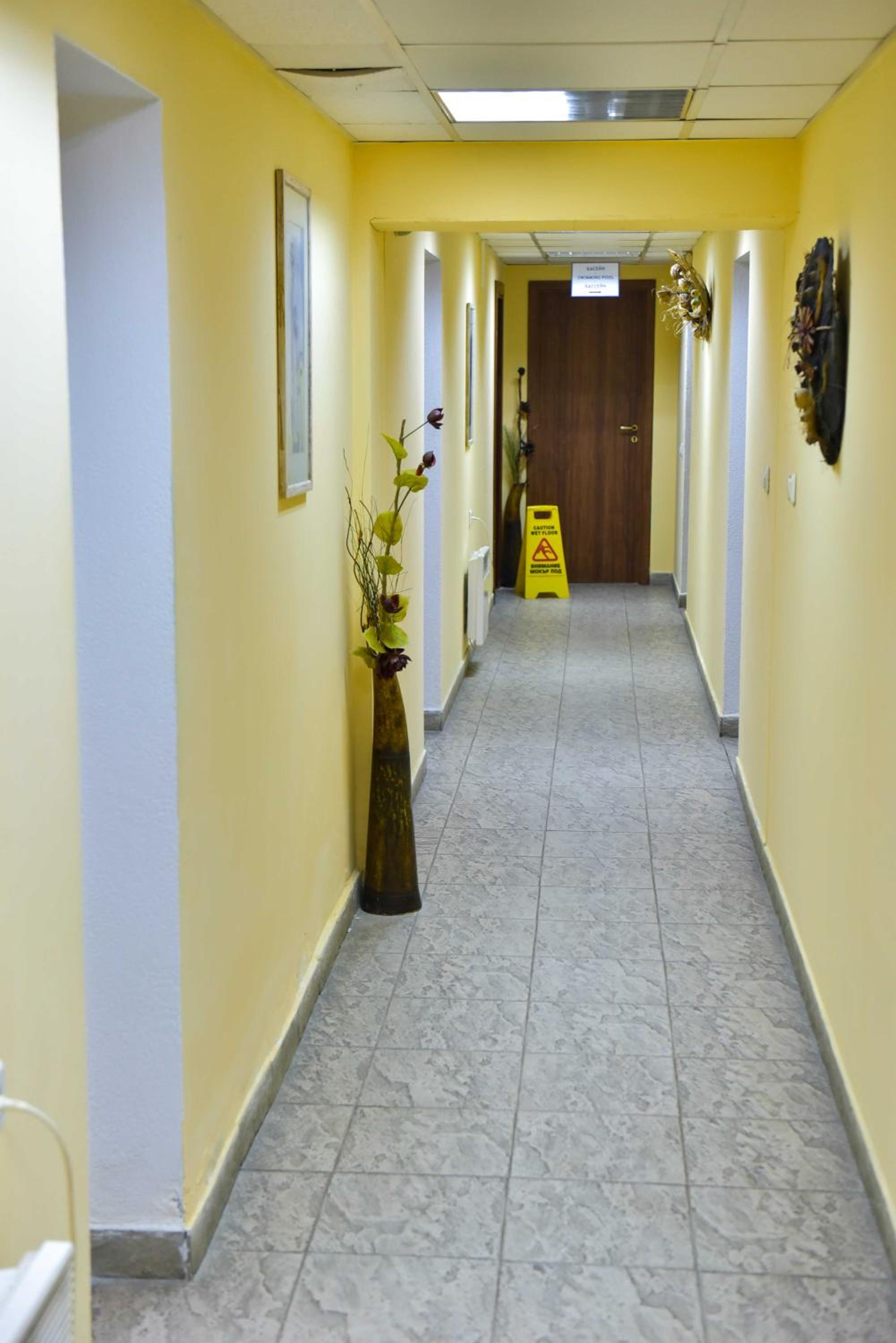 Фото Bojur & Bojurland Apartment Complex