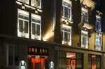 Hotel D