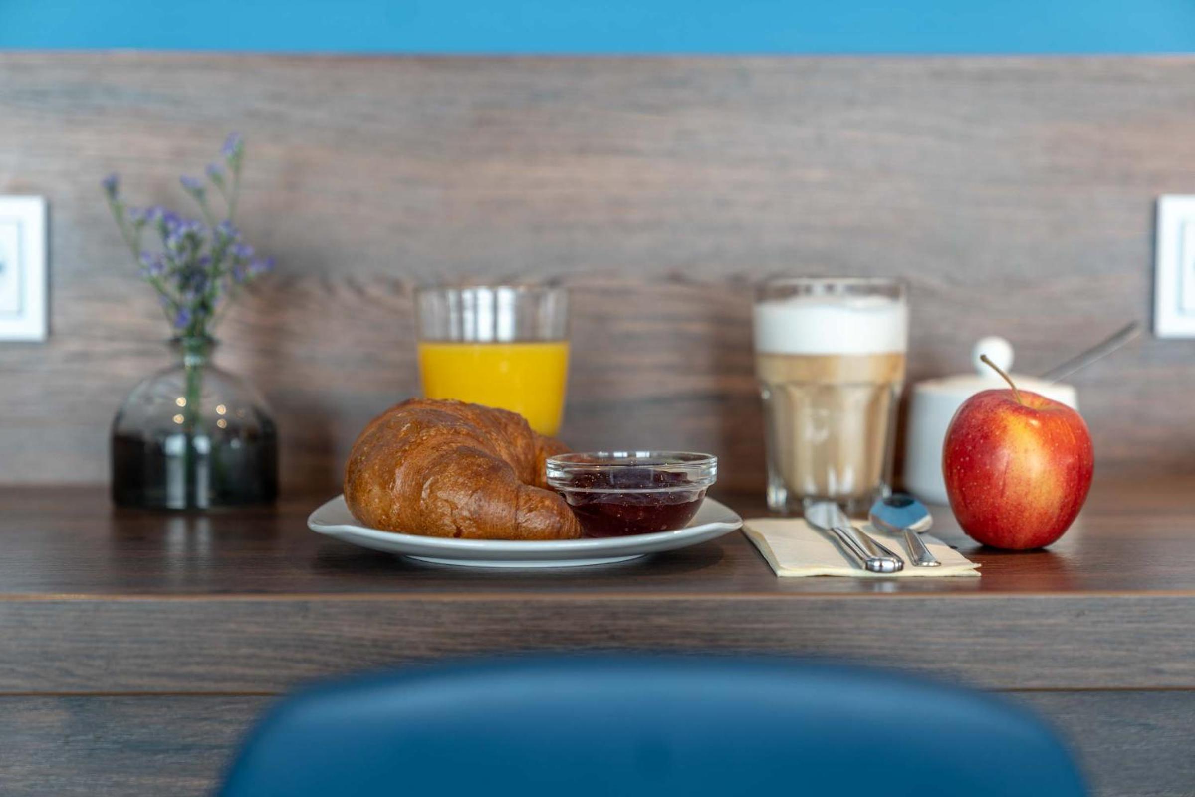 Фото Westend Hotel