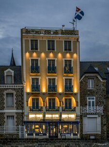 отель Hotel Ambassadeurs