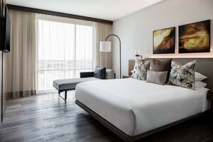 Гостиница Odessa Marriott Hotel & Conference Center