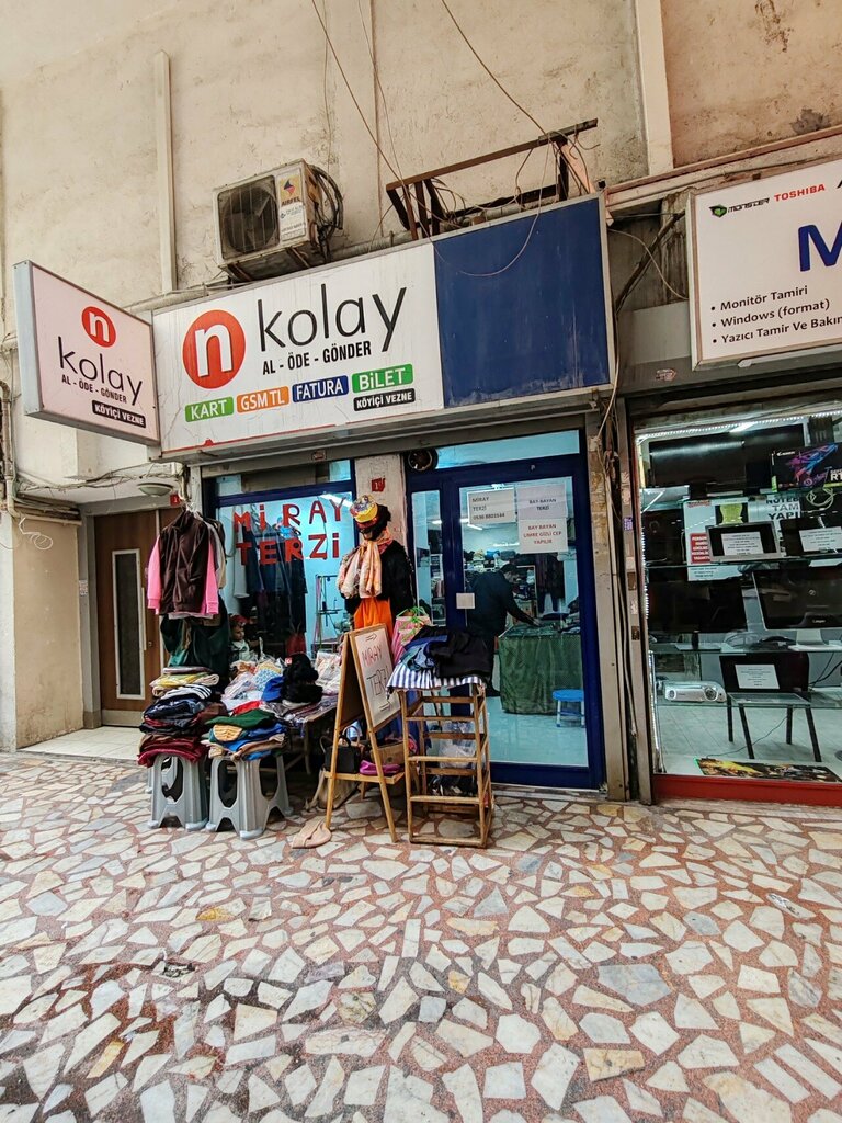 Cash and settlement center N Easy Transaction Center, Istanbul, photo