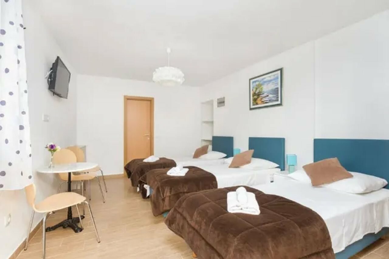 Фото Peruzovic Rooms & Apartments