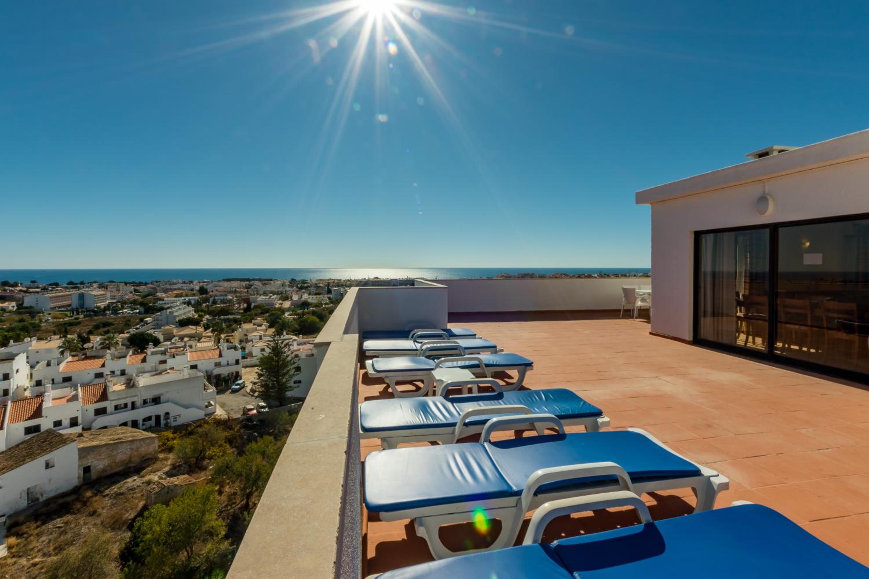 Фото Janelas do Mar