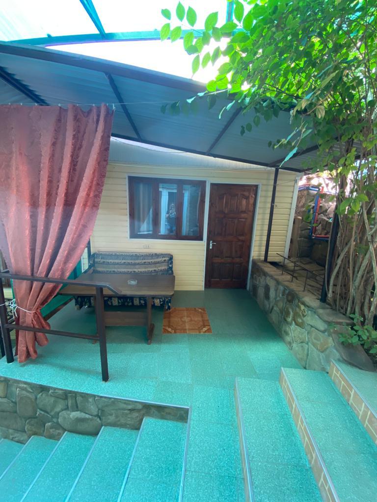 Фото Гостевой дом на улице Надежды