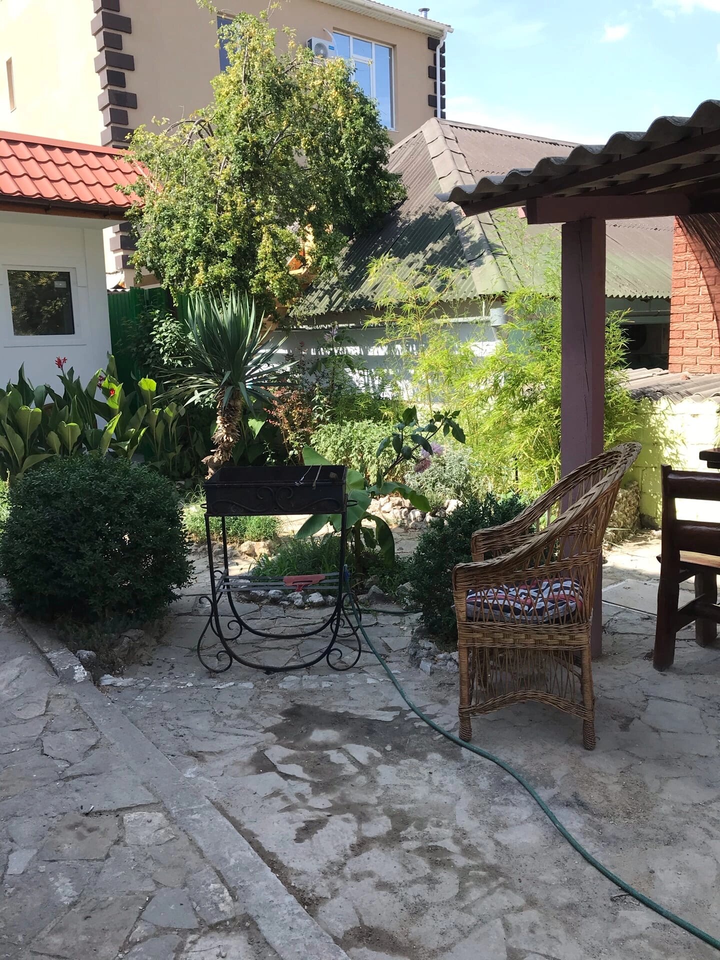 Фото Южный дворик