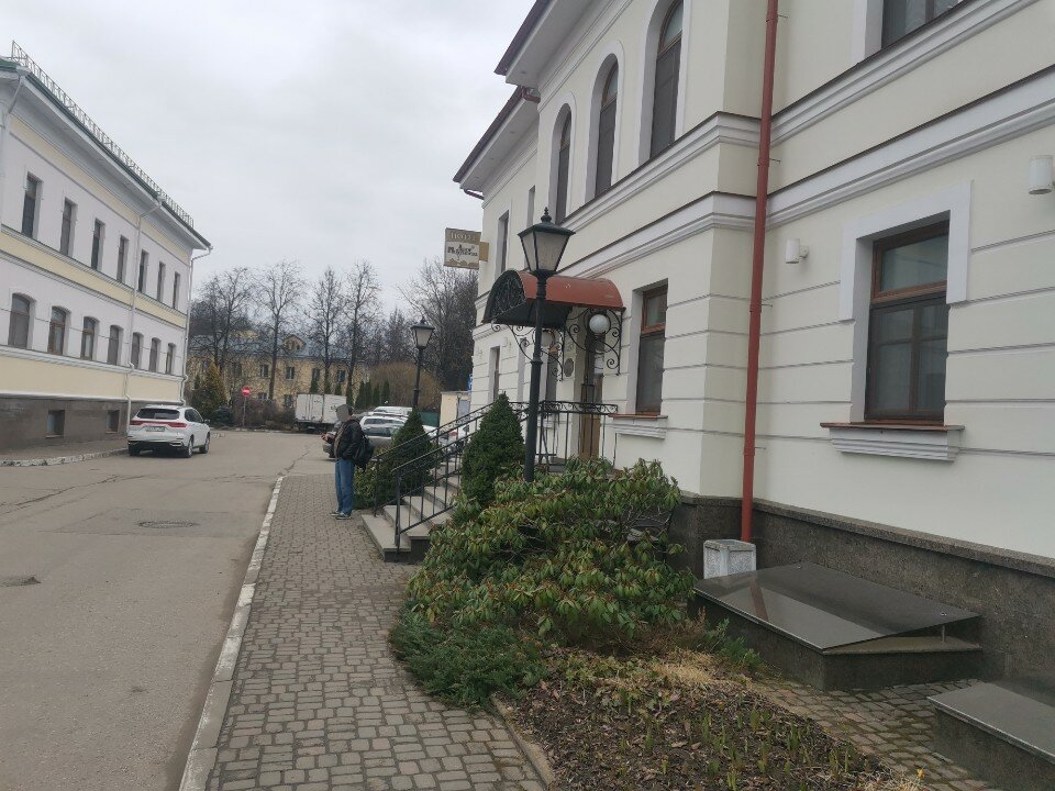 Фото Двор Подзноева, Бизнес корпус