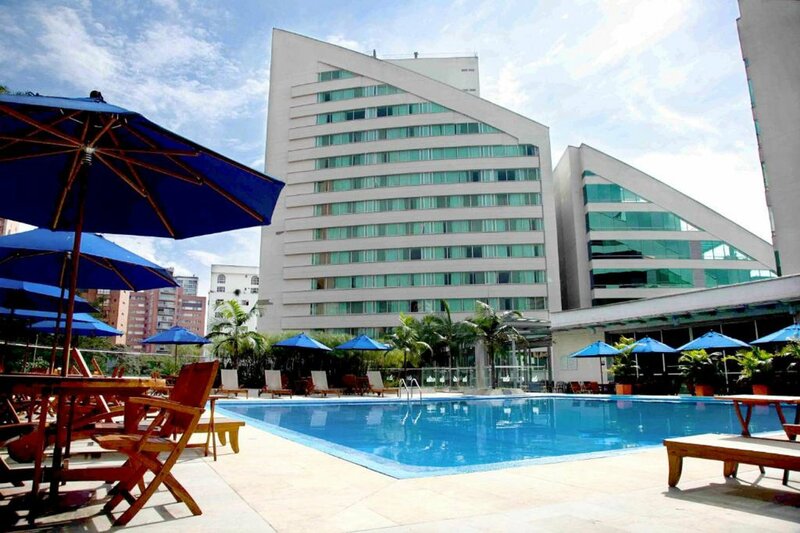 Гостиница Hotel San Fernando Plaza в Медельине