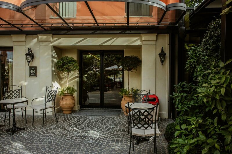 Гостиница Ebel Boutique Hotel в Тиране