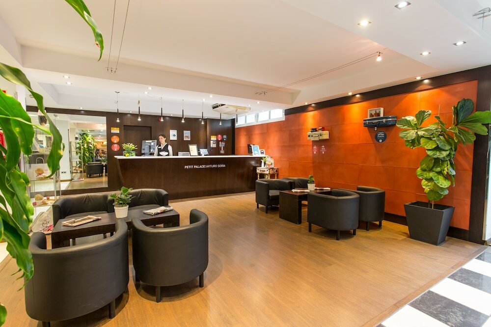 Фото Отель Petit Palace Arturo Soria