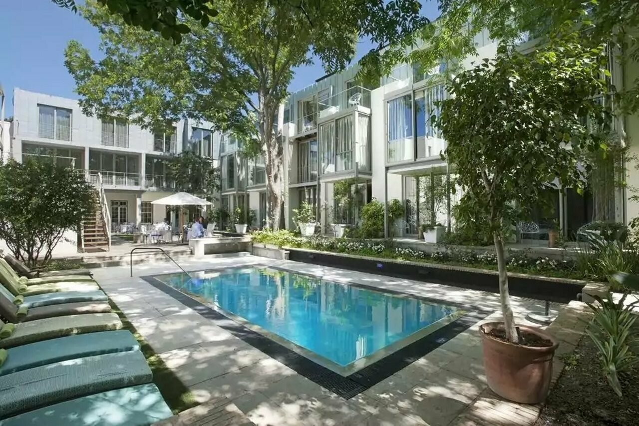 Фото отеля 2