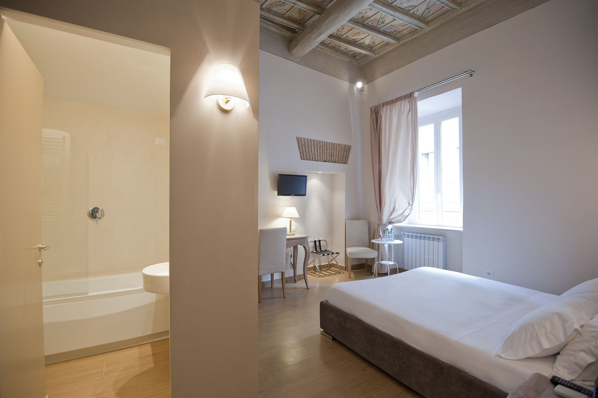 Фото Little Queen