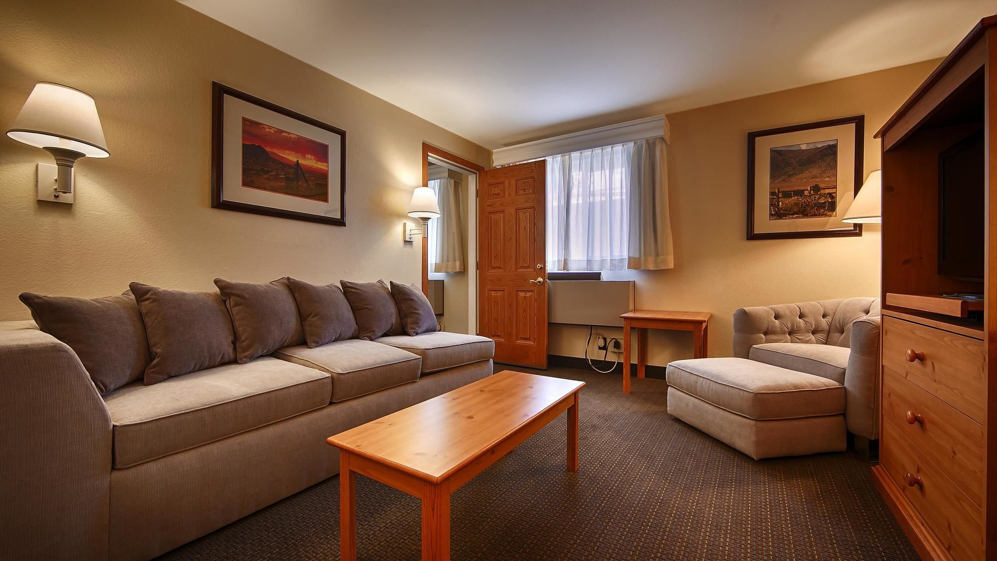 Фото Best Western Hi-desert Inn