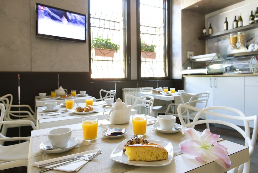 Фото Hotel Delizia Milano