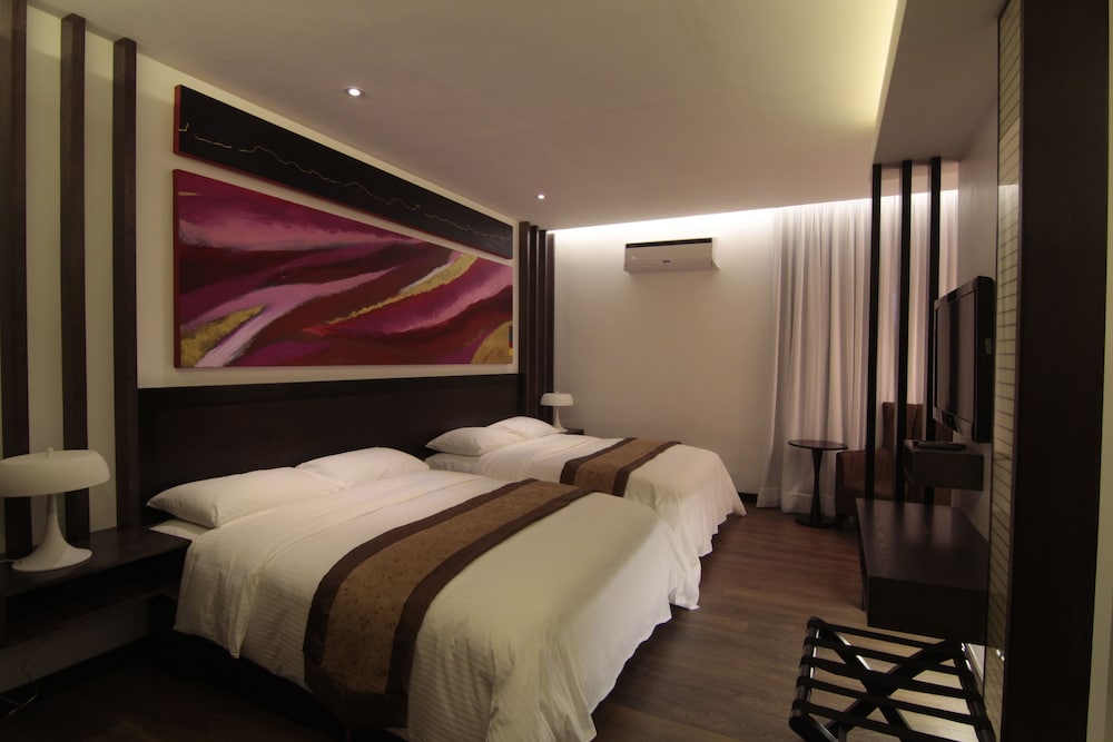 Фото отеля 3