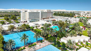 Гостиница Al Ain Rotana