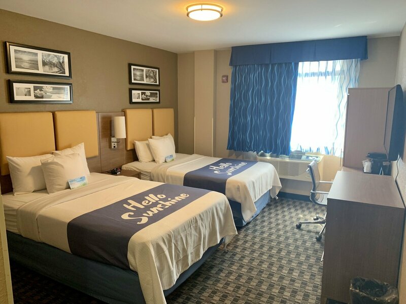 Гостиница Days Inn by Wyndham Brooklyn Borough Park в Нью-Йорке