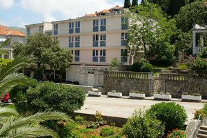 Гостиница Komodor