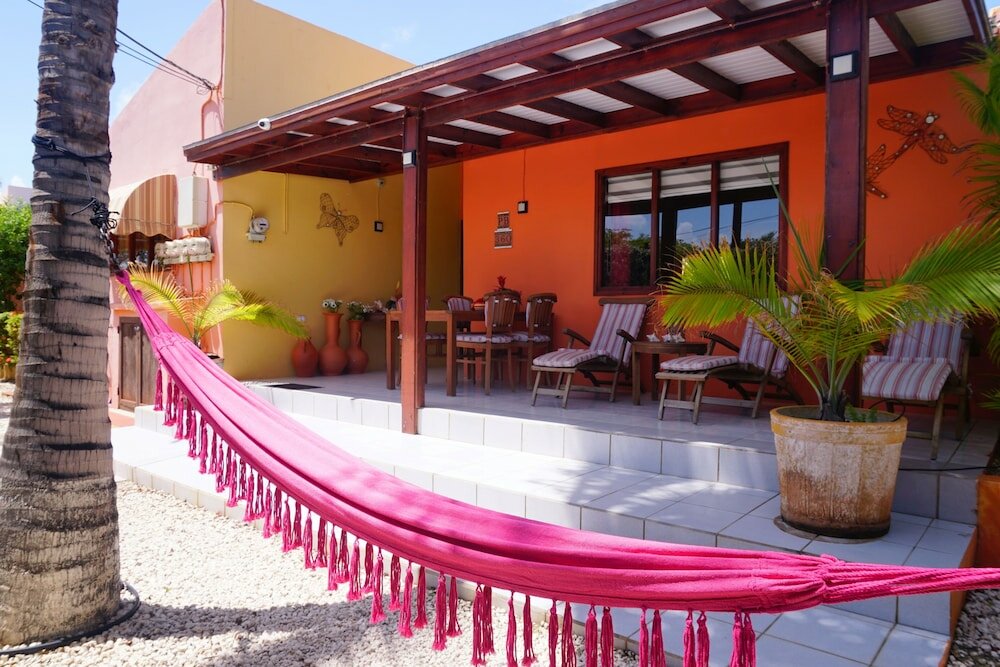 Фото Cariñas Studio Apartments