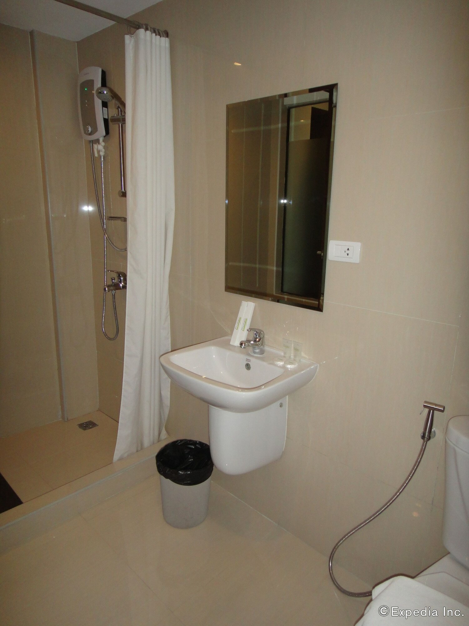 Фото Prestigio Hotel Apartments