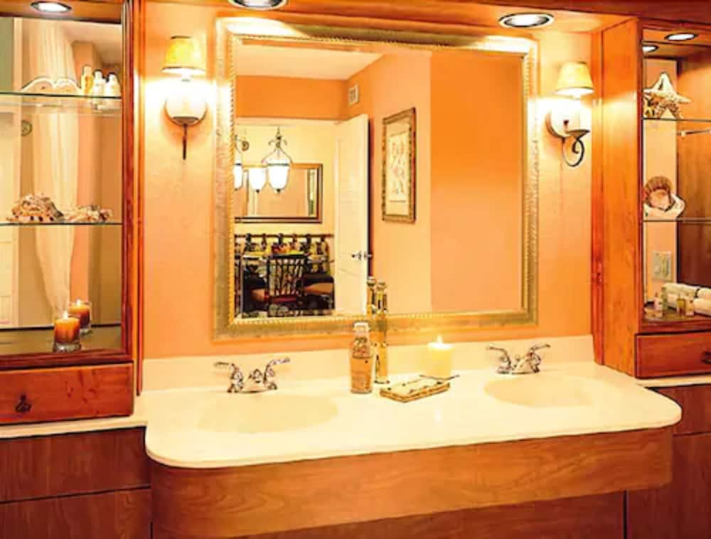 Фото Palm Beach Shores Resort and Vacation Villas