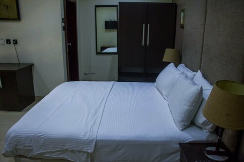 Гостиница Chelsea Suites Annex в Лагосе