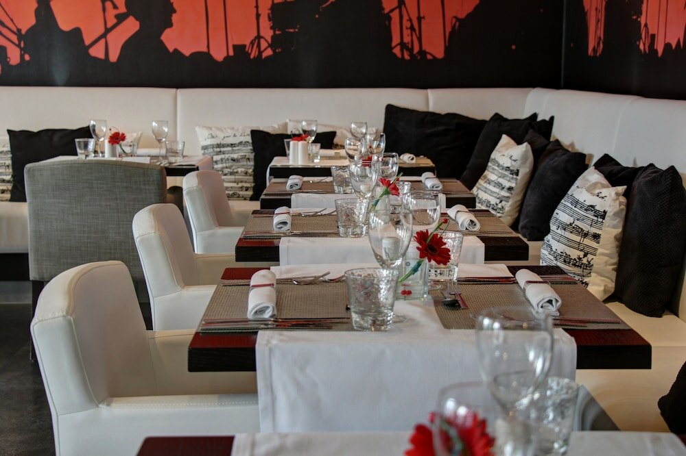 Фото Hampshire Delft Centre